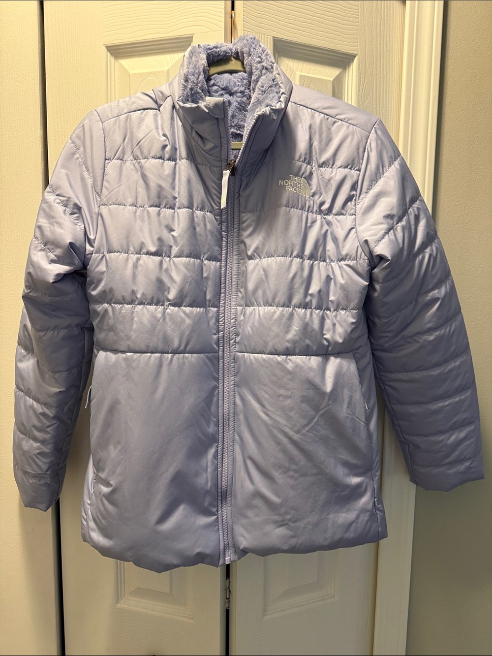 The North Face Light Lavender Girls' XL Reversible Mossbud Puffer Jacket